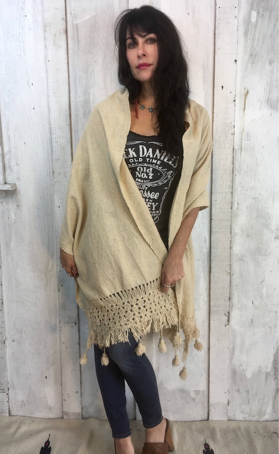 Vintage Handwoven Shawl//Folk Art Poncho//Vintage… - image 1