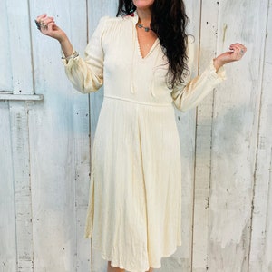 Vintage Gauze Cotton Dress//Cream Cotton Dress/ 1970s Cotton Dress