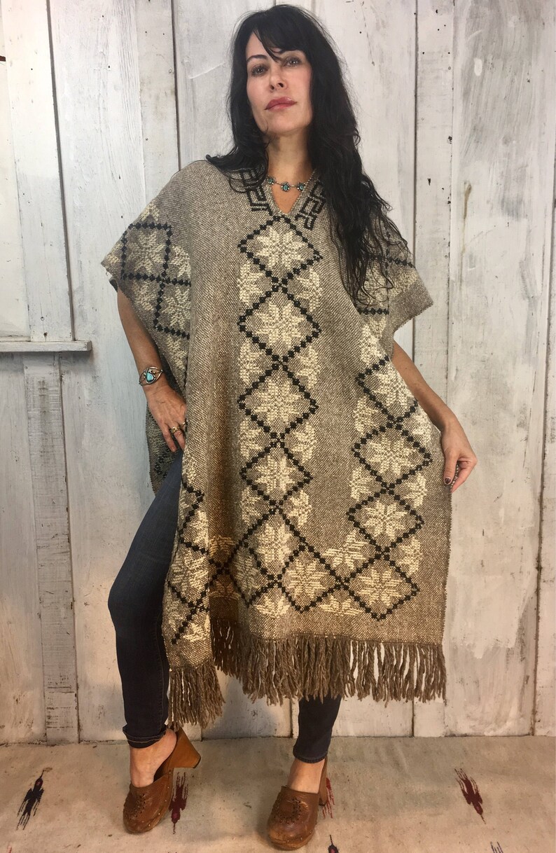 Vintage Handwoven PonchoMexican Wool PonchoFolk Art PonchoVintage Handmade Poncho
