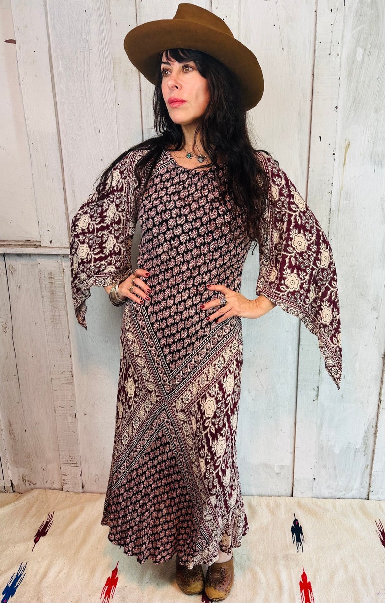 Vintage Indian Cotton Dress// 1970s Indian Cotton Caftan// Boho Ethnic Folk Art Dress// Vintage Handblock Kaftan image 1