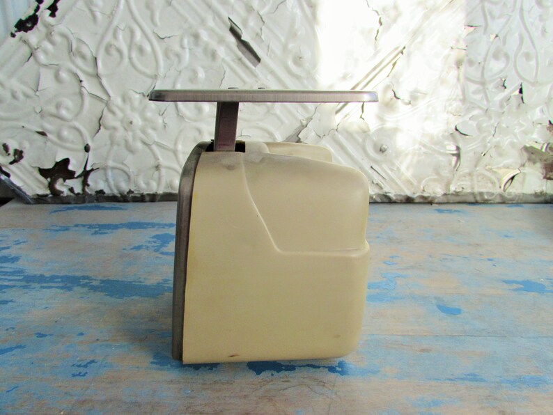 1979 Canada postal scale