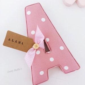 Decoración de guardería, Letras acolchadas de tela, Letras de tela hechas a mano con etiqueta, Arte de pared, Dormitorio infantil, Niños, Niñas Personalizadas