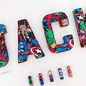 Letras de tela de superhéroes, arte de pared, guardería, dormitorio infantil, niños, niñas Letras de tela personalizadas