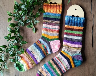 PATTERN (Scrappy) Sockinette Sock Knitting Pattern for beginners - Instructions for toe up and cuff down!