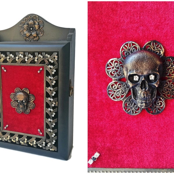 Vintage Gothic wall organizer Key and Jewelry Black Wall decor Skull wall cabinet