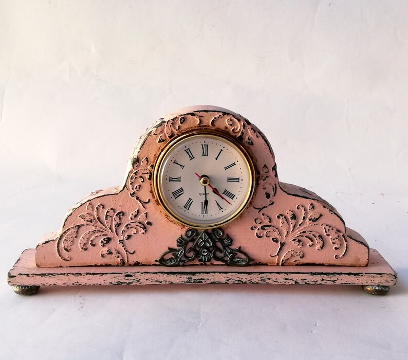 Shabby Chic Dekor Schreibtisch Uhr Shabby Chic Rosa Mantel Uhr Tisch Uhr Holz Schreibtisch Uhr Blumen Uhr Vintage Cloc Shabby Chic Dekor Schreibtisch Uhr Shabby Chic Rosa Mantel Uhr Tisch Uhr Holz Schreibtisch Uhr Blumen Uhr Vintage Cloc