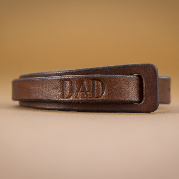 Anpassat läderarmband: Personligt manschettarmband, Gåva med dolt meddelande