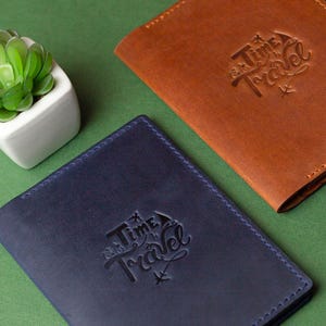 Cartera de viaje de cuero, funda para pasaporte personalizada, portadocumentos, regalo de boda imagen 7