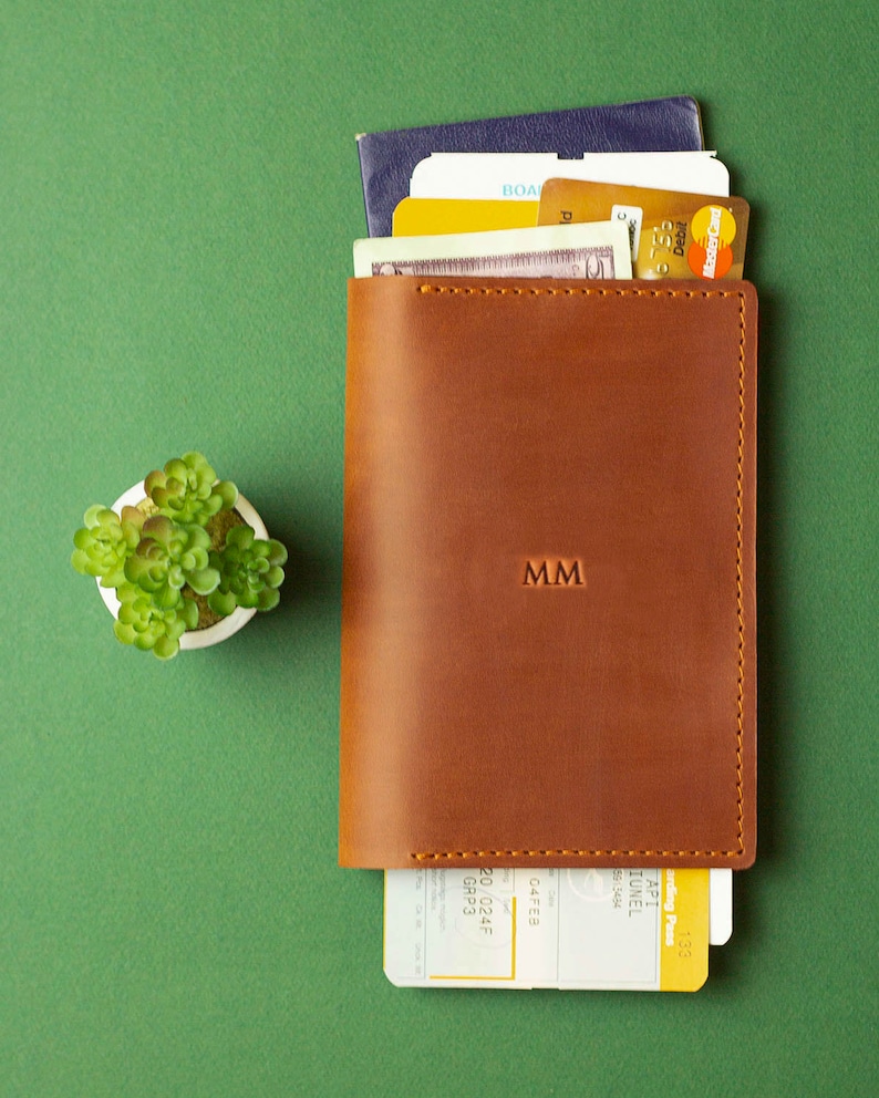 Cartera de viaje de cuero, funda para pasaporte personalizada, portadocumentos, regalo de boda imagen 3