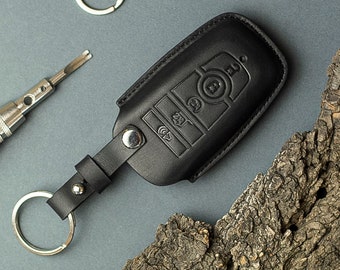 Leather Key Case For Bronco, Explorer, Expedition, Edge, Escape, F-150, Raptor, F-350, F-450, F-550, F-250, Fusion, Mustang
