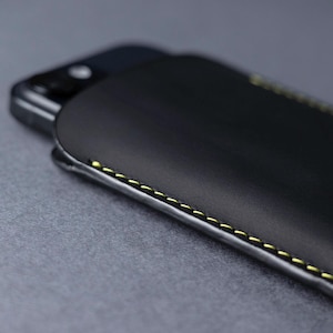 Leather iPhone 17 SLeeve, iPhone 17 Air Cover, iPhone 17e Case, Brown iPhone 17 Pro Max Pouch Holster image 10
