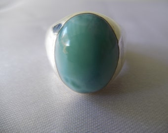 Oval Unisex Dominican Larimar Ring