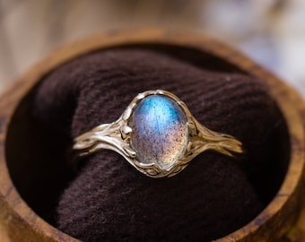 Blue Labradorite ring “Anuu”, 14k gold engagement ring, unique nature jewelry, vine wedding ring, unusual anniversary gift, gemstone ring