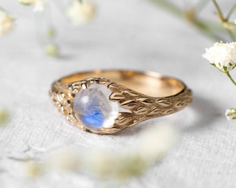 Moonstone engagement ring "Gao", Moonstone solid gold jewelry, unique gifts for her, nature inspired minimalist promise ring