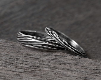 Couple wedding bands set Juu + Iko, his and hers silver ring set