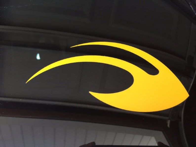 University of Michigan Wolverines Football Winged Helmet Maize 6 Car