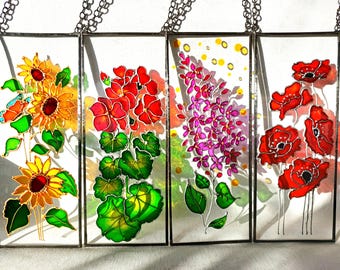 花柄ステンドグラスサンキャッチャー、手描きフラワーウィンドウ