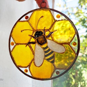 Bee Stained Glass Window Hanging. Garden Art. Unique Gift for Mom. Hand Painted Honeycomb Sun Catcher for Nature Lovers.