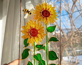 Sunflowers Stained Glass Window Hanging. Hand Painting Sunflowers Sun catchers. Colorful Suncatcher. Gift for sunflower lovers. Gift for Mom