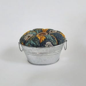 Walnut Shell Pincushion in Country Tub William Morris Fabric