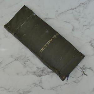 WW2 USAAF P-51 Mustang aircraft glasses case