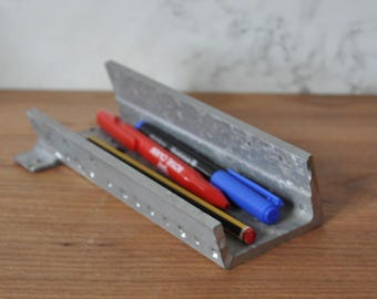 WW2 Hawker Hurricane aircraft desk pen or phone tidy and decorative wing relics