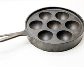 Unmarked 962 Griswold Egg Poacher
