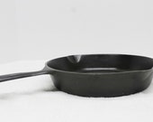 Griswold 8 Slant Logo Skillet