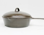 Wagner Unmarked Deep Skillet with Lid