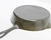 Griswold 7 Slant Logo Skillet