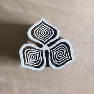 Impression de tampons en bois de belle feuille, motif de feuille de tampon en bois textile indien sculpté à la main