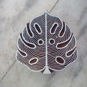 Impression de tampons en bois de belle feuille, motif de feuille de tampon en bois textile indien sculpté à la main