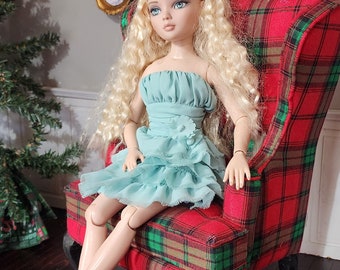 Christmas Plaid Queen Anne Chair for 16 Inch Fashion Dolls