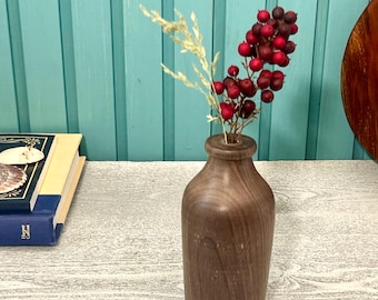 Walnut Bud Vase (5.0 inches)