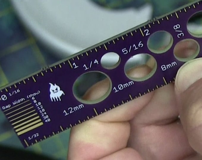 One RULE to RULER Them ALL. Cheeky Jokes, Flashlight and Lots of Clever ...