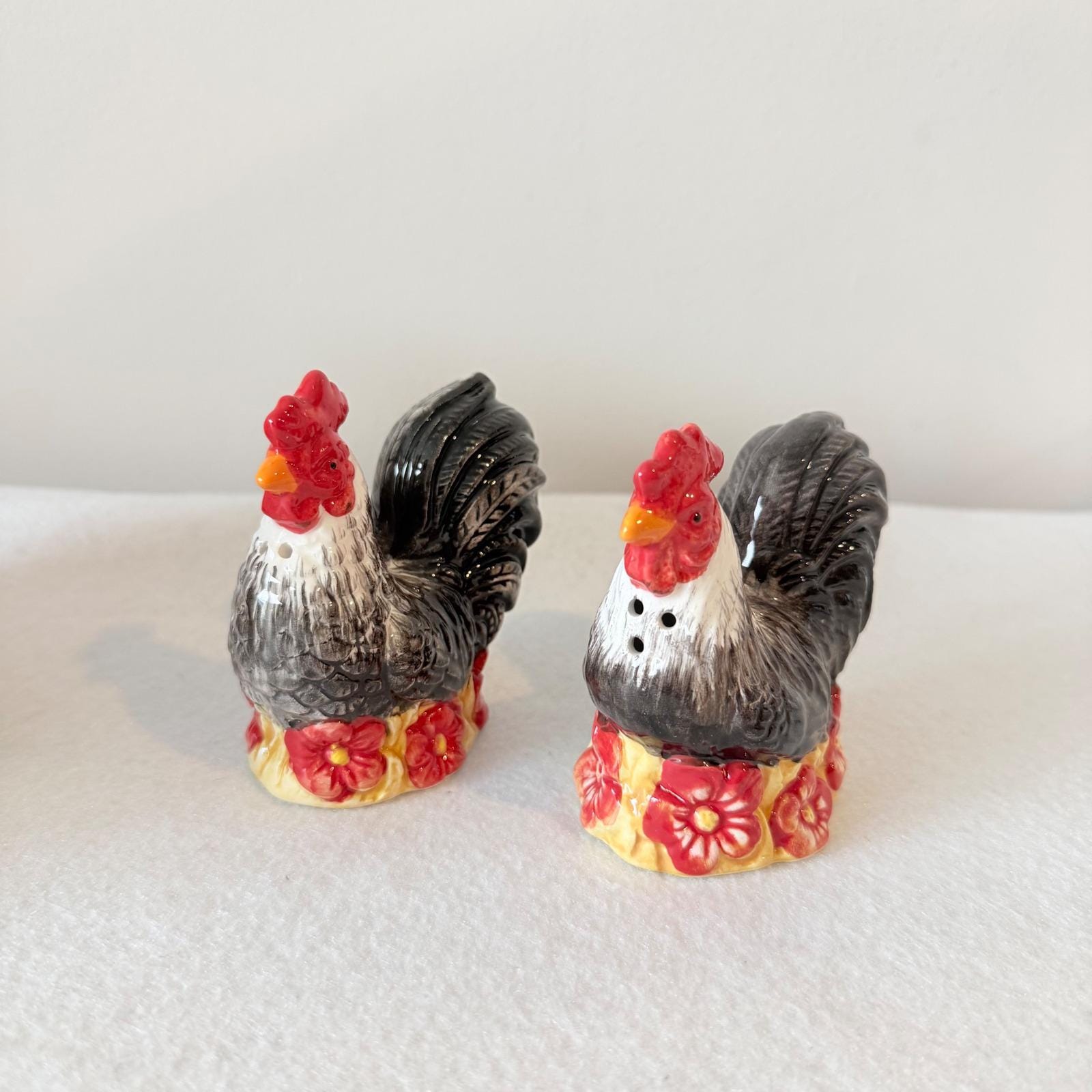 Servietten 33x33 cm Celebrating chickens - feiernde Hühner, 3,95