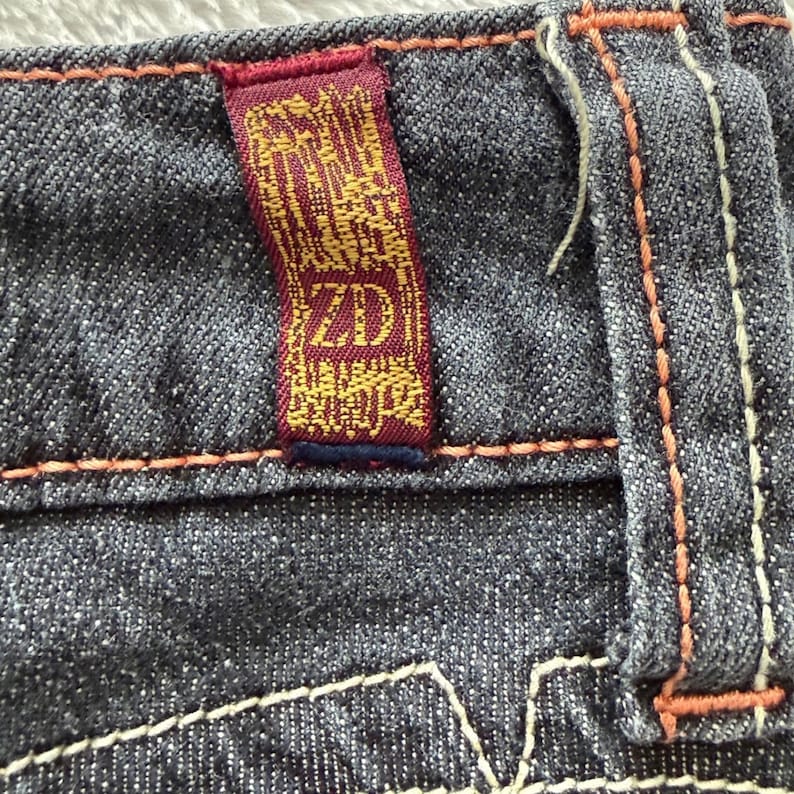 Evisu Women's Jeans Size 3 Dark Wash Slim Straight Y2K Button Flap Pockets immagine 9