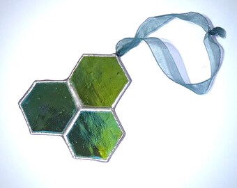 Atrapasol de vitral con forma de panal pequeño