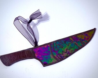Atrapasol de vidrio de colores con forma de cuchillo de calabaza