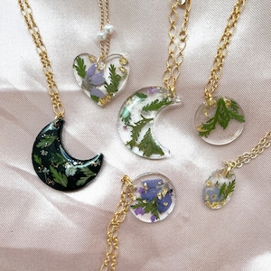Dainty Resin necklaces with real pressed flowers