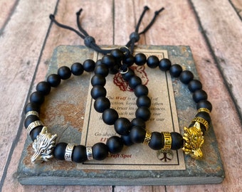 Black Onyx Wolf Bracelet: Adjustable Beaded Bracelet for Men