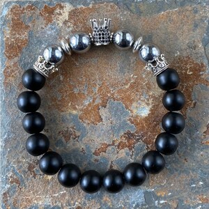 Black Onyx Crown Bracelet: Silver Hematite Beaded Bracelet