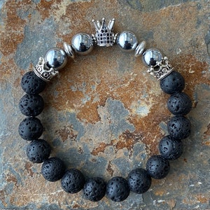 Lava Crown Bracelet, Black Lava Bracelet, Men&#39;s Bracelet, Beaded Bracelet Men, Gift for Him, Boyfriend Gift, Father&#39;s Day Gift.