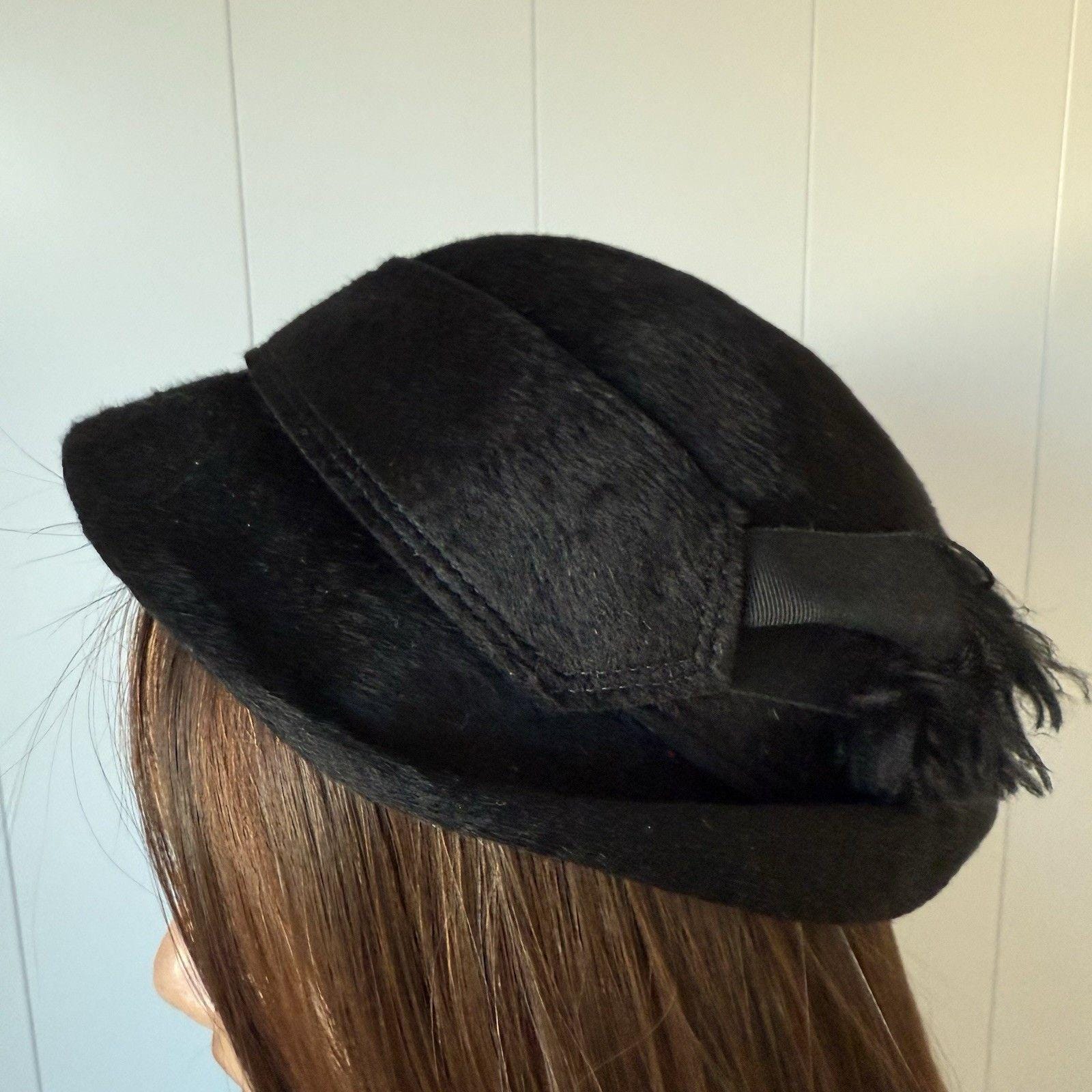 Vintage I. Magnin & Co. Navy Blue Velvet 40’s hat Vintage Wide Brim Hats A beautiful pair of vintage statement  main image 4