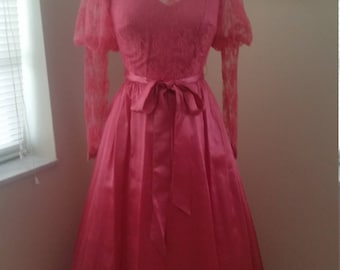 Beautiful Vintage Satin & Lace Long Sleeves Gown