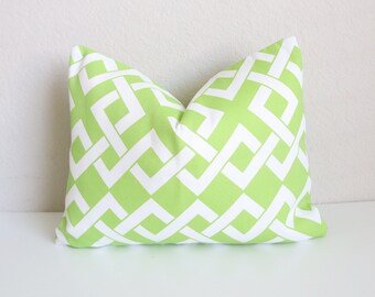 Pair Outdoor Green White Pillow Covers, Outdoor Pillows, Outdoor Decor, Set of Two Pillows, Pillow Covers, Outdoor Green Pillows 12x16