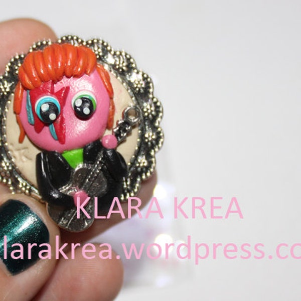 Fimo Klara Krea broche David Bowie