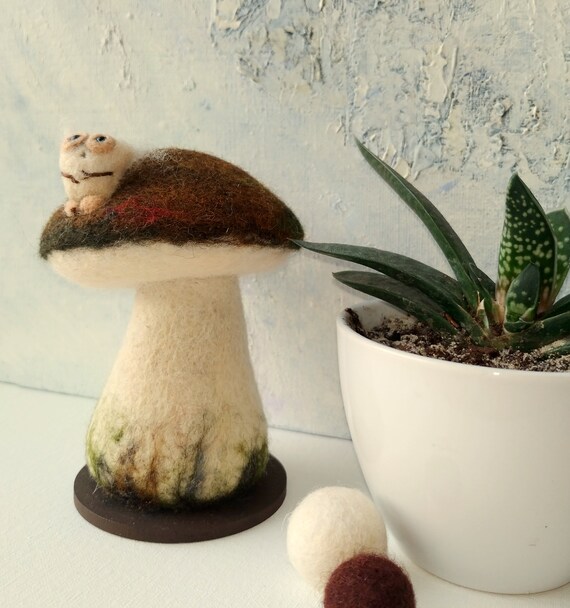 Art & Collectibles Wool figurine elf Tiny figure Forest guardian Needle