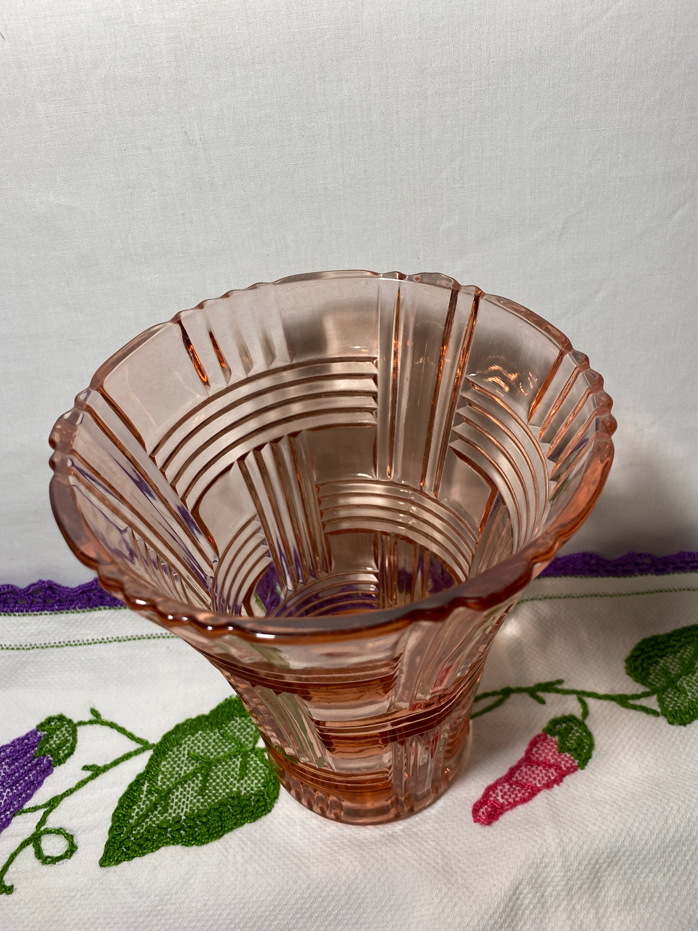 PINK Glass BASKET WEAVE Beatiful Vintage Vase Etsy