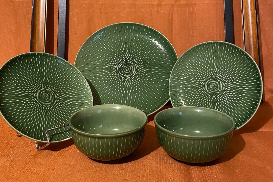 RUFF HEWN STITCH Replacement Dishes, 1 Large Dinner Plate/platter, 2 Lunch Plates, 2 Soup/cereal